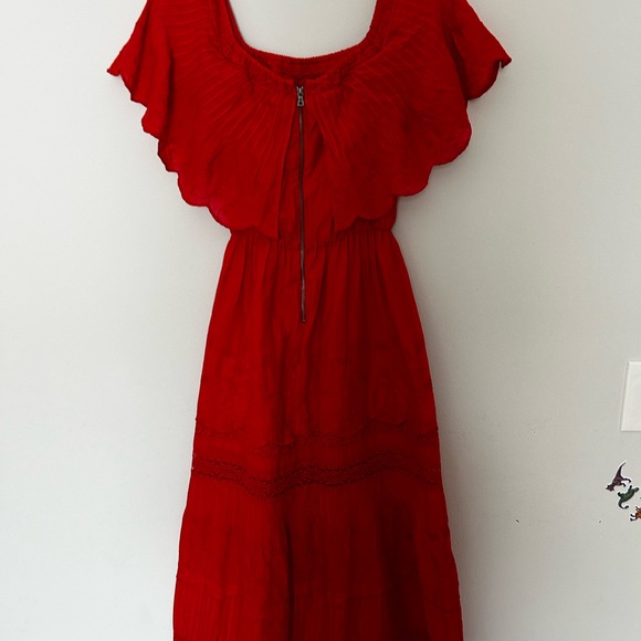 Alice + Olivia Red Pansy Maxi Dress - Picture 6 of 13